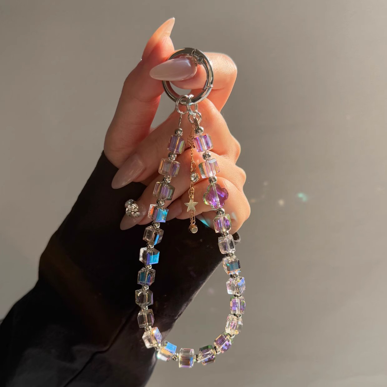 Luxury Crystal Bead Phone Lany - String Tension Clip 评论和价格